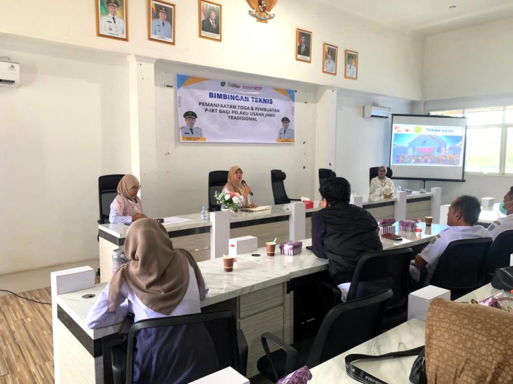 Aspek Regulasi Keamanan dan Mutu Obat Bahan Alam Leny Syanjaya 8 Okt 25