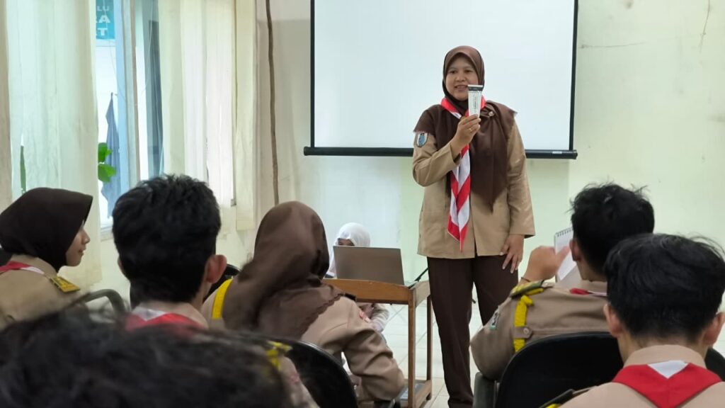 Latihan Saka POM Krida Pemantauan Leny Syanjaya BPOM Banjarbaru