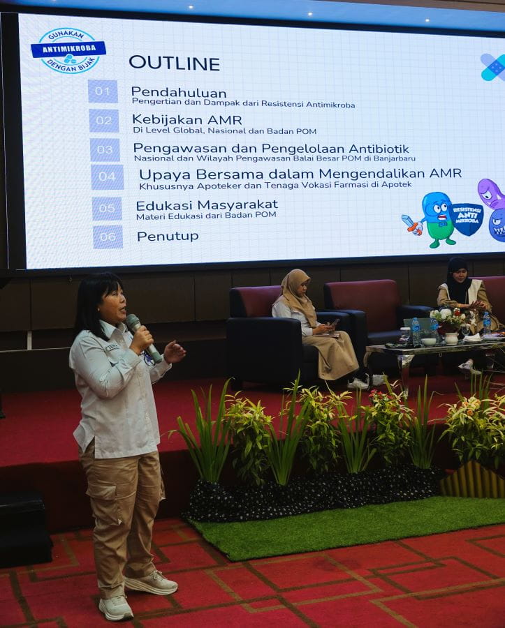 Anna Yulisbeth Simangunsong Pemateri BBPOM Banjarbaru AMR 2026